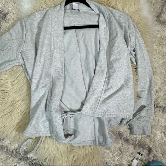 Athleta Gray V-Neck Sweater Soft Knit Casual - Picture 12 of 13